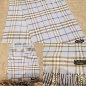 LAST CHANCE 100% cashmere authentic Burberry scarf